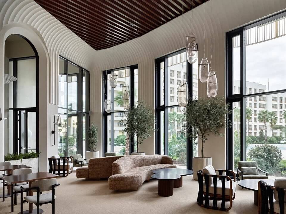 أفضل خامات أثاث الفنادق لضمان الفخامة وطول العمر