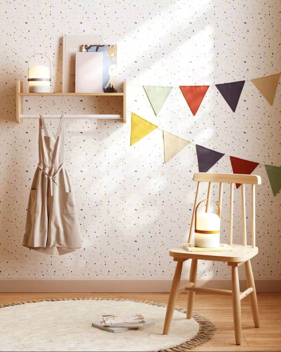 رف كتب لغرف الأطفال