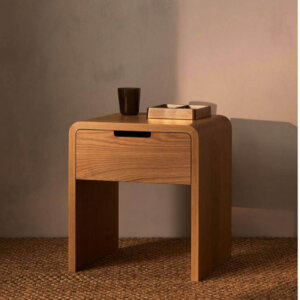 كومود خشب سويد طبيعي – تصميم انسيابي مع درج مدمج أنيق بطول 40 سم